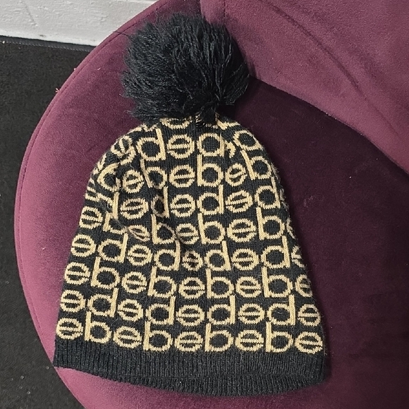 bebe Accessories - bebe Black and Gold Knit Beanie